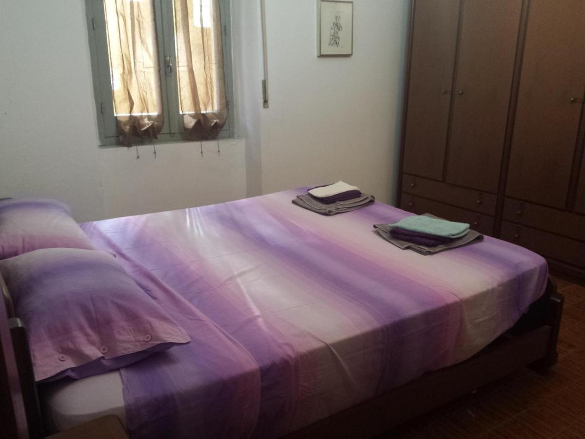 Appartamento Casa Michele Pau Esterno foto